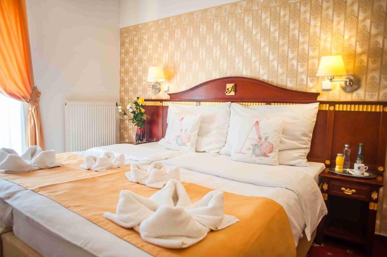 Hotel Tommy Wellness & Spa Náchod Eksteriør bilde