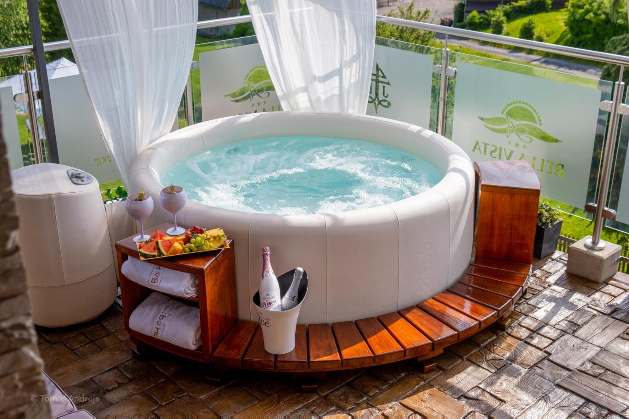 Hotel Tommy Wellness & Spa Náchod Eksteriør bilde