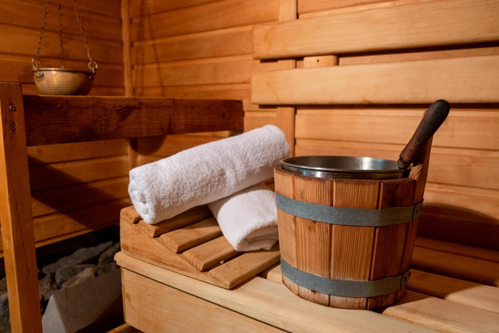 Hotel Tommy Wellness & Spa Náchod Eksteriør bilde
