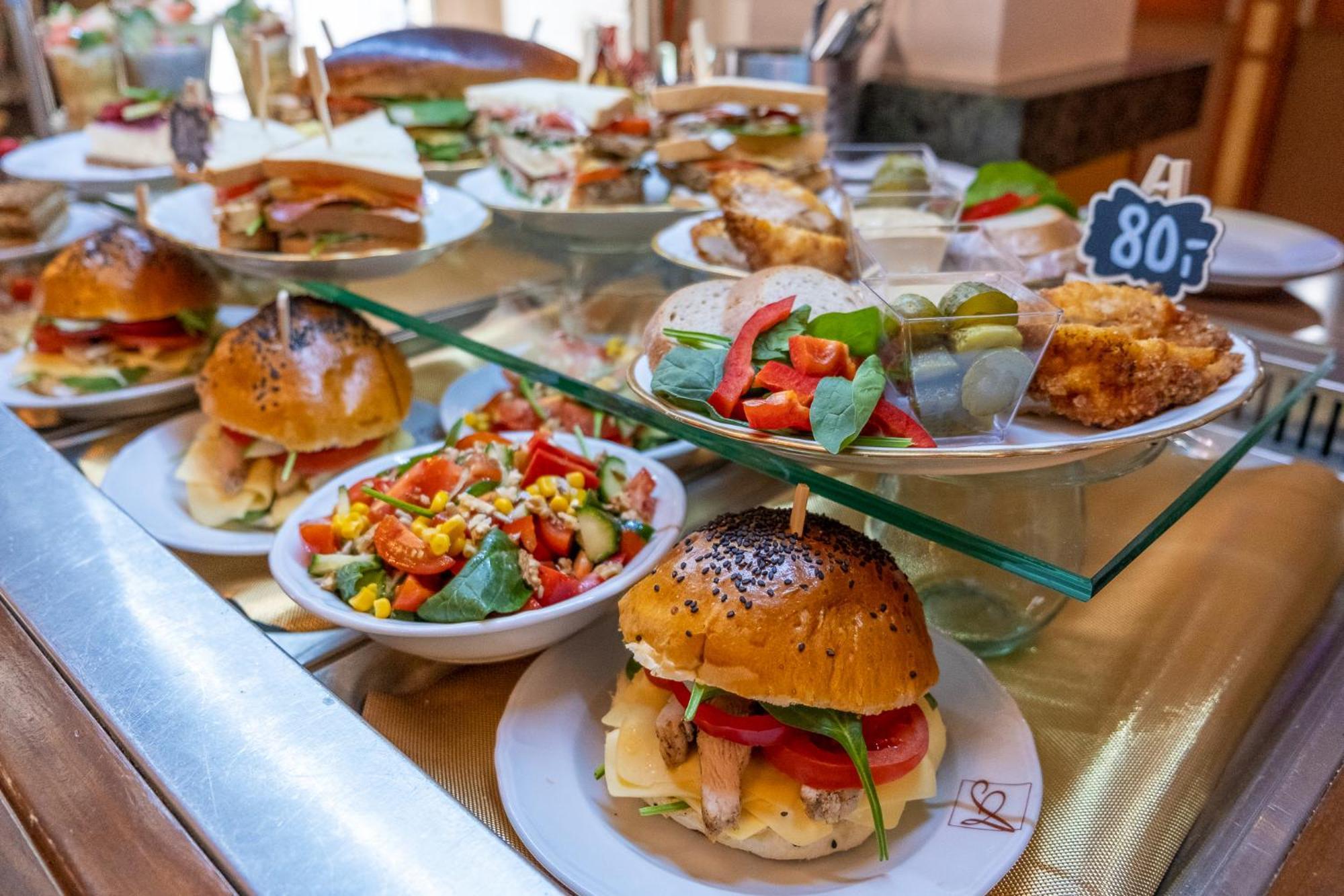 Hotel Tommy Wellness & Spa Náchod Eksteriør bilde