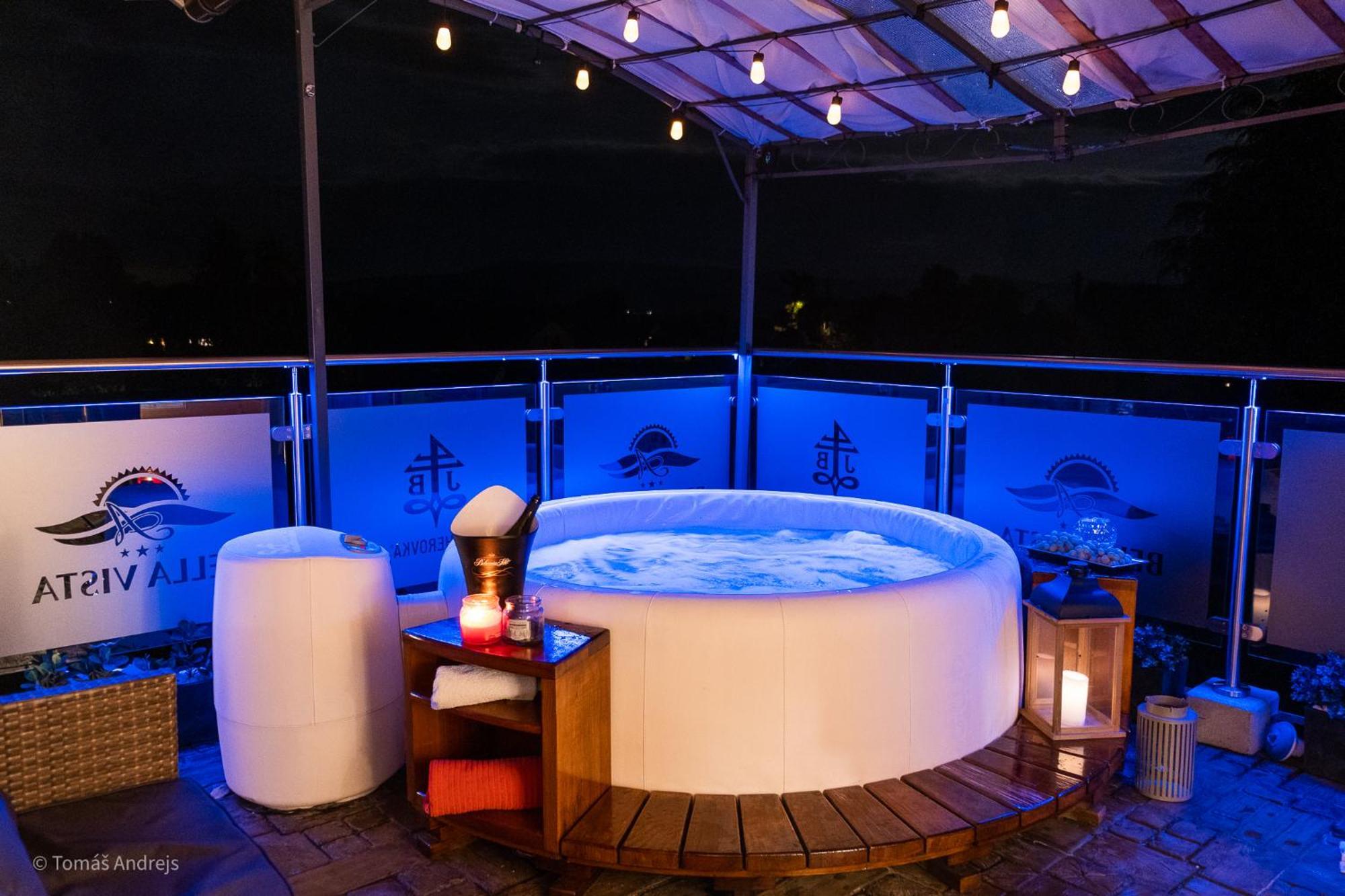 Hotel Tommy Wellness & Spa Náchod Eksteriør bilde